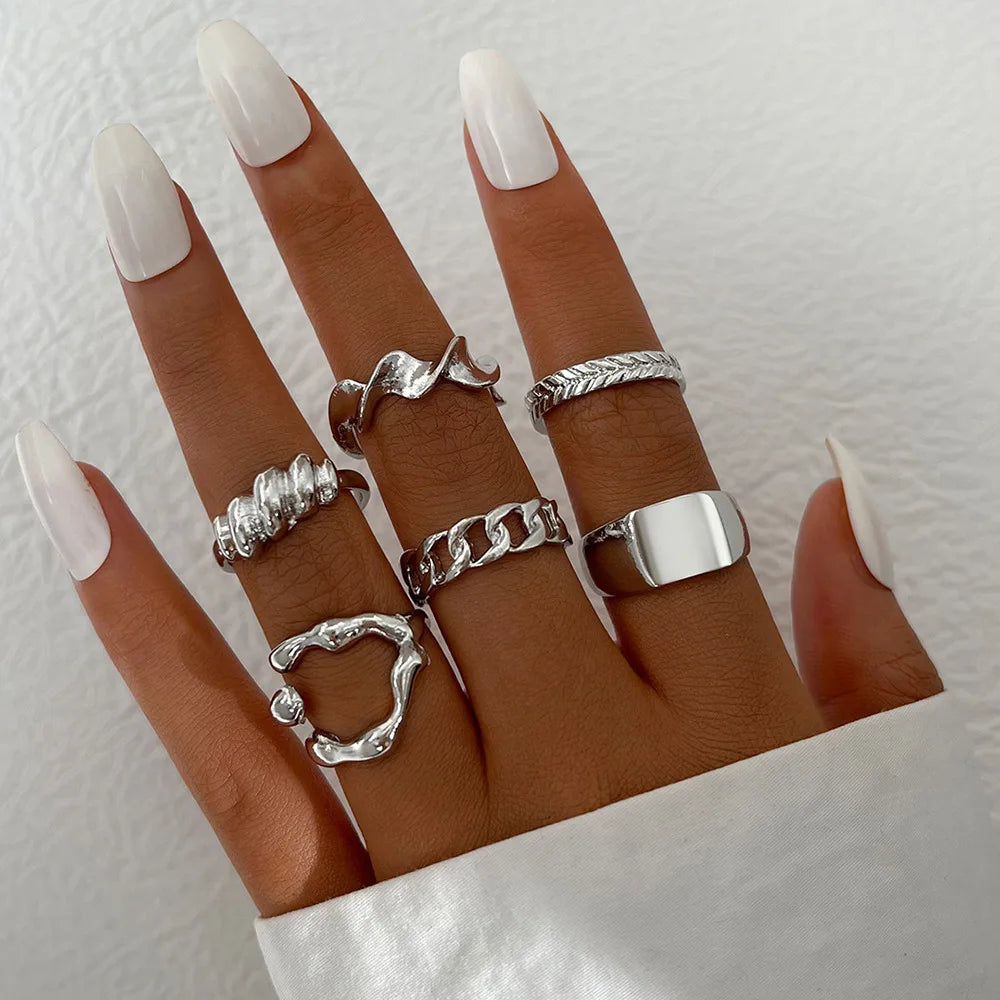 Mixed Vintage Gold Color Metal Rings Set for Women Fashion Geometric Irregular Hollow Spiral Chain Knuckle Finger Ring Jewelry