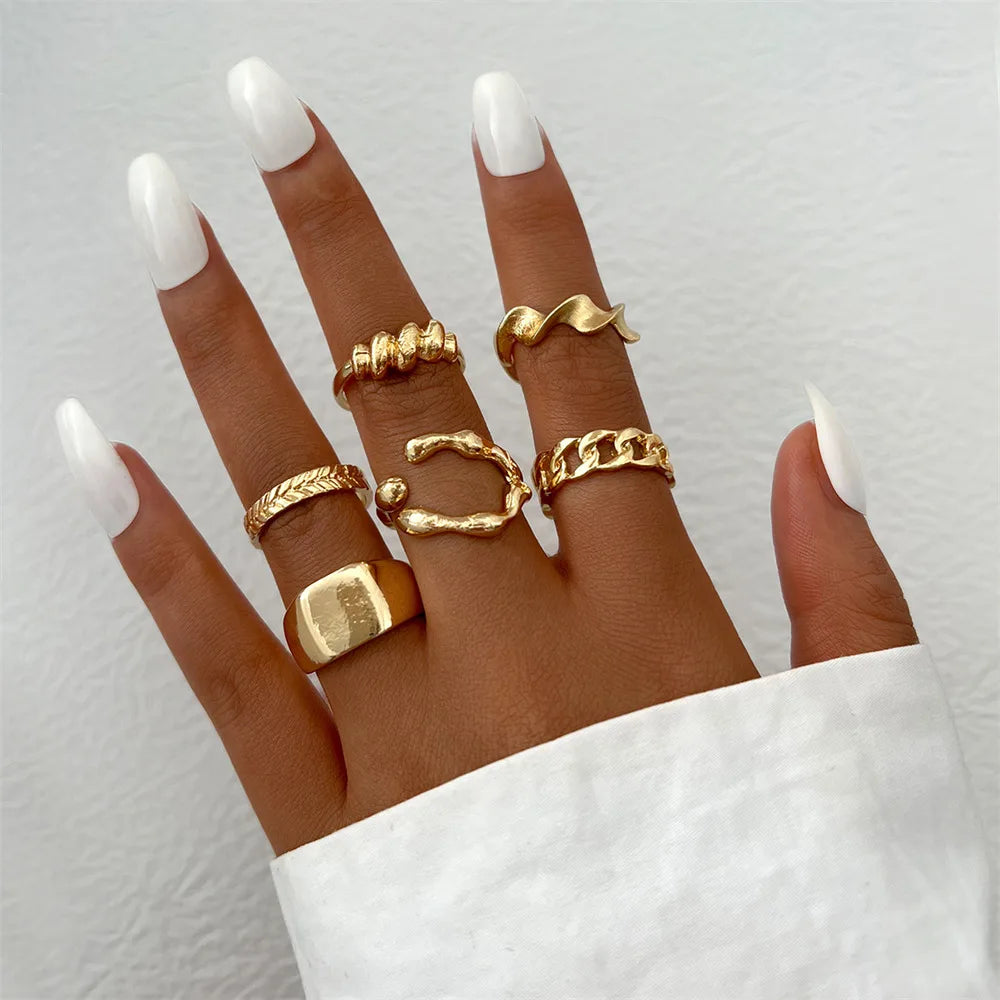 Mixed Vintage Gold Color Metal Rings Set for Women Fashion Geometric Irregular Hollow Spiral Chain Knuckle Finger Ring Jewelry
