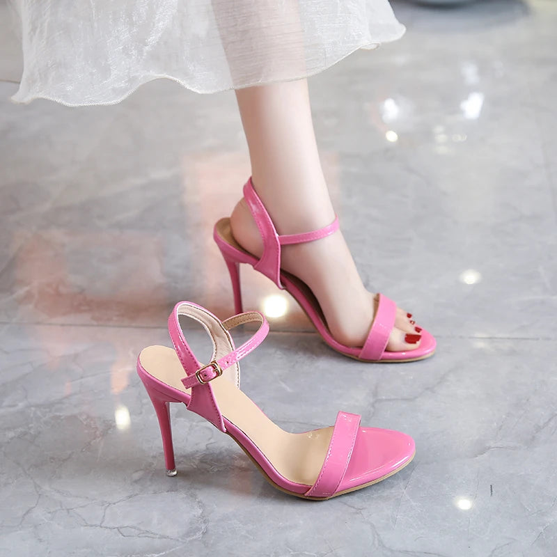 Large Sandals for Women 2023 New Fashion Round Toe Soft Leather Solid Color One Line With High Heel Sandals for Women