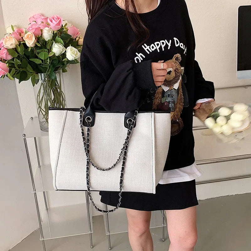 2024 New Women's Shoulder Bag Bucket Bag Fashion Large Capacity Handbag Chain Tote Travel Totes Weekend Jumbo Canvas Bags