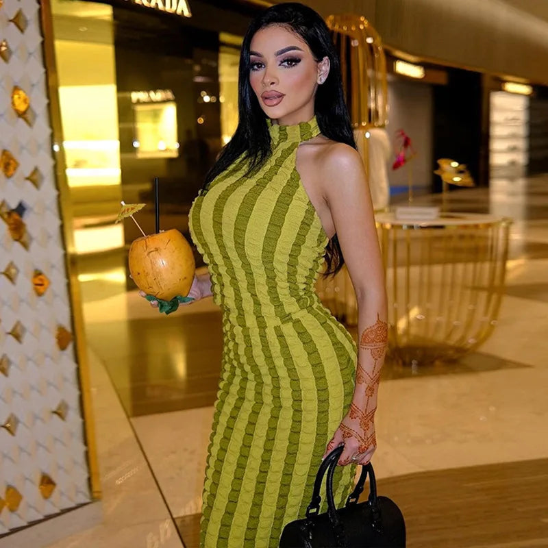 Hugcitar Patchwork Sexy Y2K Clothes Sleeveless Backless Halter Ruched Bodycon Maxi Dresses For Women Club Birthday Party Outfits