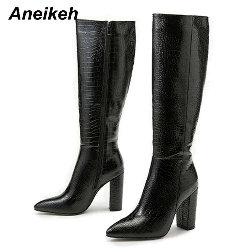 Aneikeh Pointed Thick Heels Knee Long Boots Women's 2024 Spring/Autumn Patent Leather Crocodile Pattern Panel Side Zipper Boots